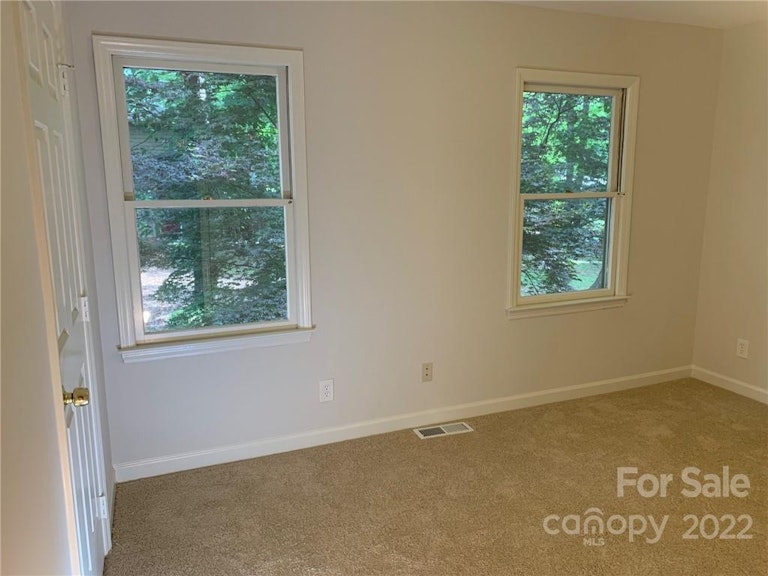Photo 19 of 25 - 3807 Colony Crossing Dr, Charlotte, NC 28226