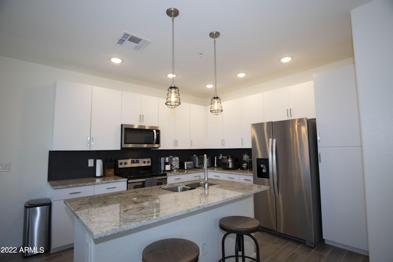 Photo 11 of 42 - 2358 E Hidalgo Ave, Phoenix, AZ 85040