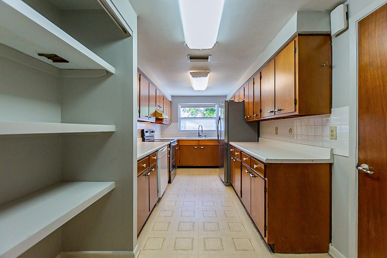Photo 8 of 21 - 1735 Seneca Ave, Lakeland, FL 33801