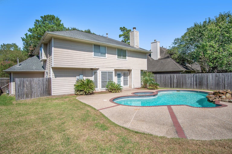 Photo 5 of 17 - 3838 Beckett Ridge Dr, Humble, TX 77396