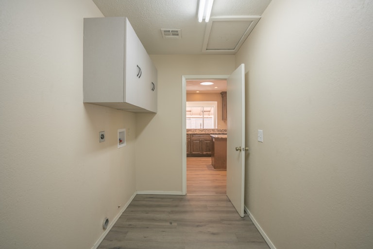 Photo 20 of 21 - 3601 W Wagoner Rd, Glendale, AZ 85308