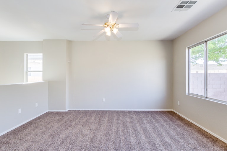 Photo 6 of 17 - 2506 W Hawks Eye Ave, Apache Junction, AZ 85120