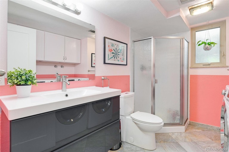 Photo 26 of 35 - 2689 Quail St, Lakewood, CO 80215