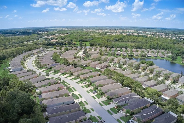 Photo 36 of 51 - 11815 Tempest Harbor Loop, Venice, FL 34292