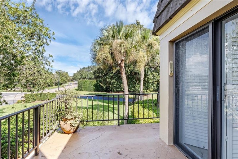 Photo 6 of 44 - 6258 Masters Blvd Unit C204, Orlando, FL 32819