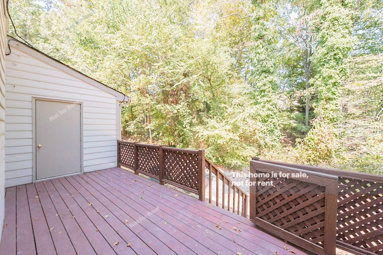 Photo 17 of 19 - 4113 Settlement Dr, Durham, NC 27713