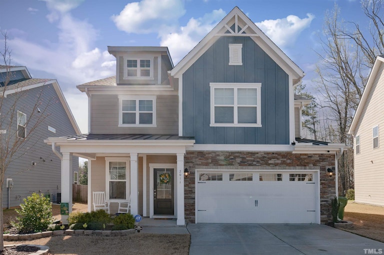 Photo 1 of 36 - 2011 Travern Dr #28, Raleigh, NC 27603