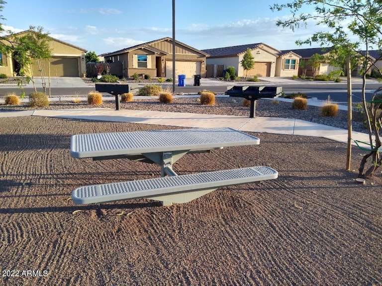 Photo 9 of 13 - 17637 W Paraiso Dr, Surprise, AZ 85387