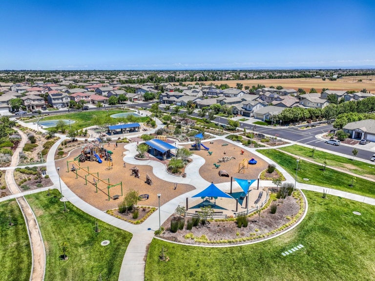 Photo 34 of 35 - 4848 Ammolite Way, Elk Grove, CA 95757