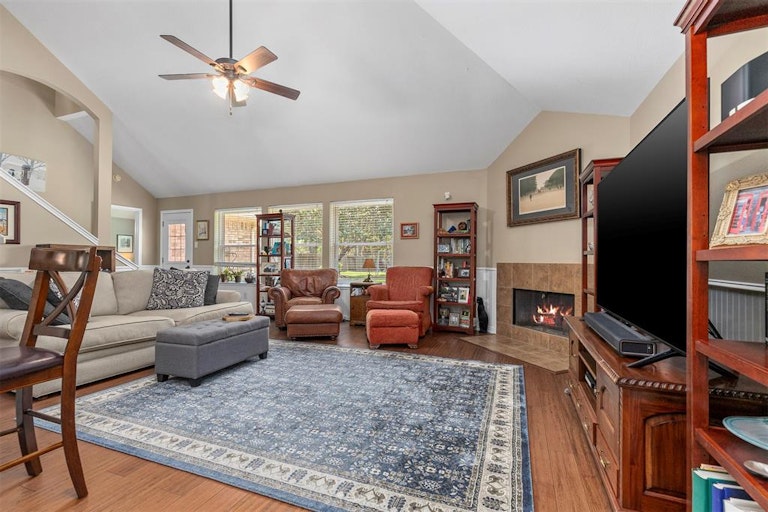 Photo 10 of 26 - 3139 Prairiestone Trail Ln, Katy, TX 77450