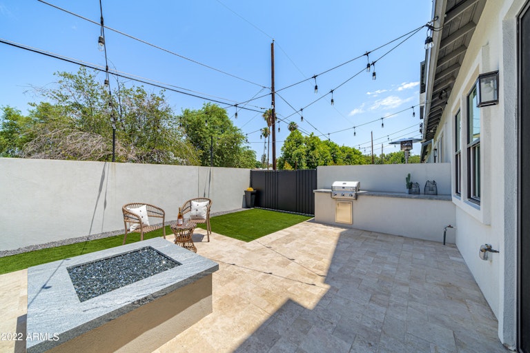 Photo 26 of 39 - 3200 N 39th St #14, Phoenix, AZ 85018