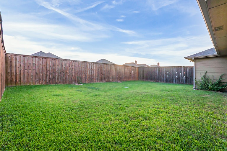Photo 25 of 26 - 2319 Sparrow, Forney, TX 75126