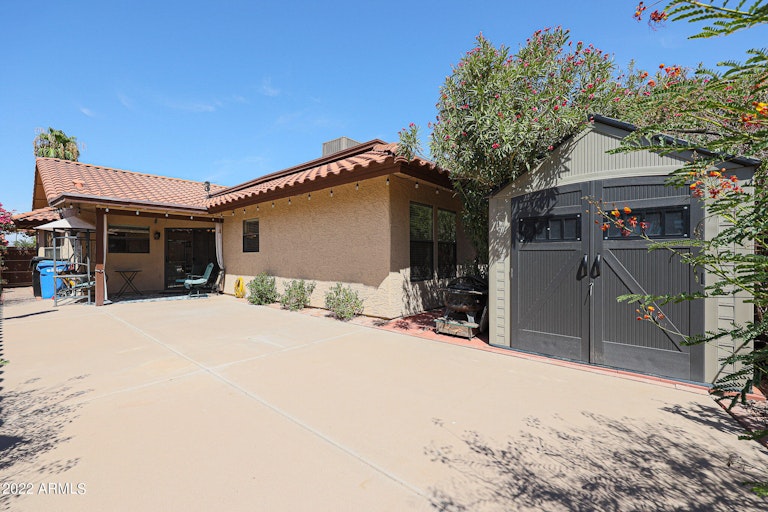 Photo 36 of 38 - 5207 E Half Moon Dr, Phoenix, AZ 85044