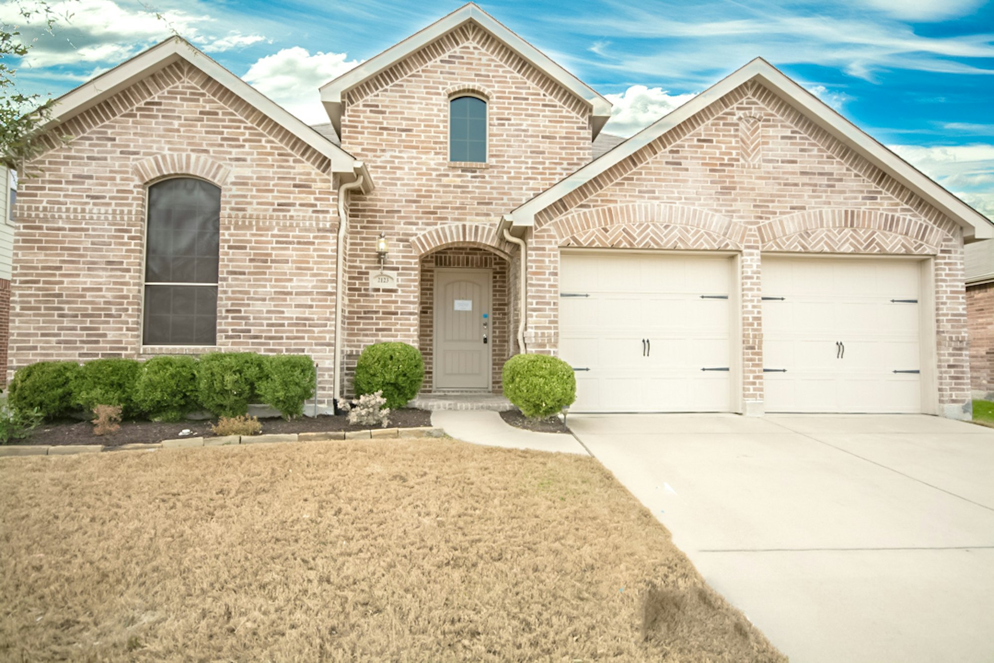 Photo 1 of 23 - 2123 Rains County Rd, Forney, TX 75126