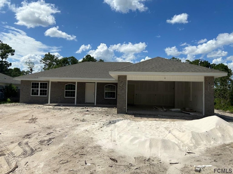 Photo 6 of 23 - 4 Kaydot Ct, Palm Coast, FL 32164