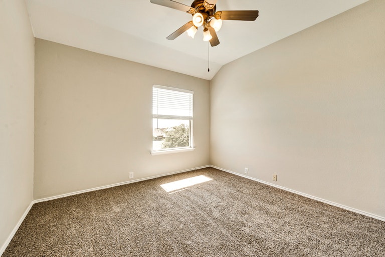 Photo 24 of 31 - 4412 Vista Meadows Dr, Fort Worth, TX 76244