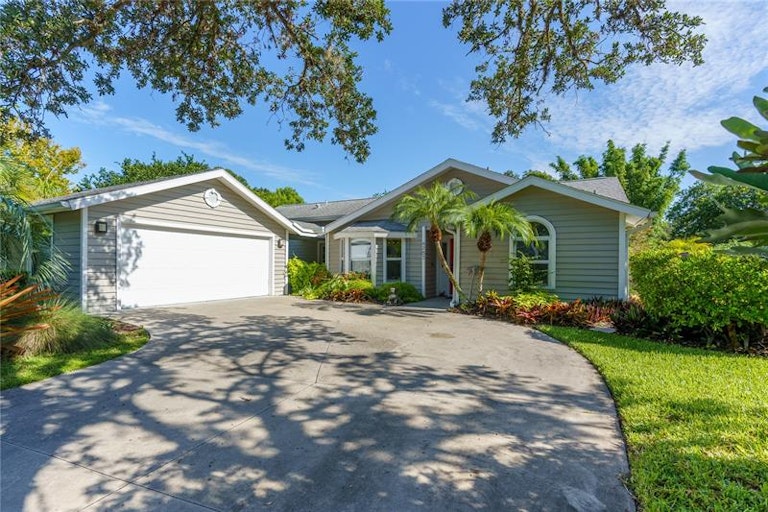 Photo 3 of 71 - 4263 Prairie View Dr S, Sarasota, FL 34232