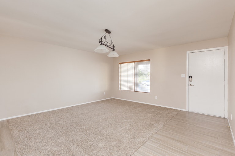 Photo 9 of 26 - 12050 S Mandan St, Phoenix, AZ 85044