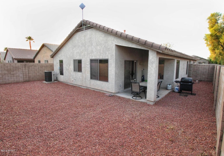 Photo 3 of 29 - 16235 W Young St, Surprise, AZ 85374