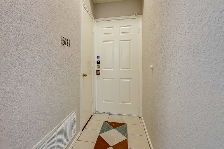 Photo 36 of 36 - 10503 Leroy Ct, Dallas, TX 75217