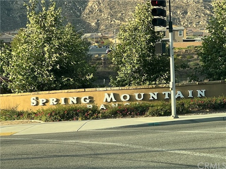 Photo 30 of 30 - 20852 Spring Mountain Rd, Riverside, CA 92507
