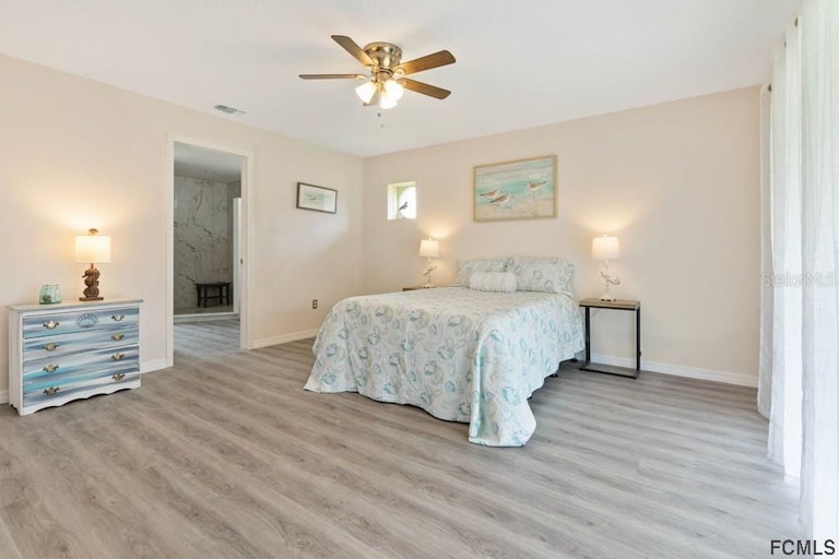 Photo 9 of 23 - 2 Seagull Pl, Palm Coast, FL 32164