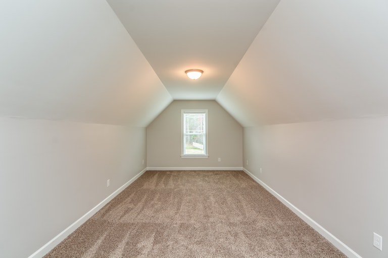 Photo 17 of 27 - 92 Poston Ct, Benson, NC 27504