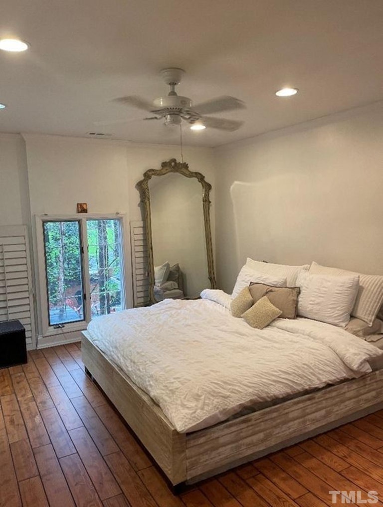 Photo 34 of 49 - 1204 Queensferry Rd, Cary, NC 27511