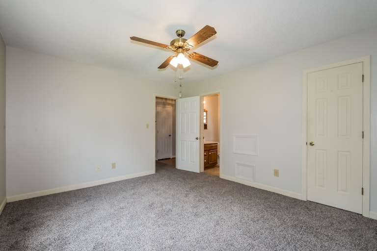 Photo 15 of 25 - 3381 Tarleton E, Durham, NC 27713