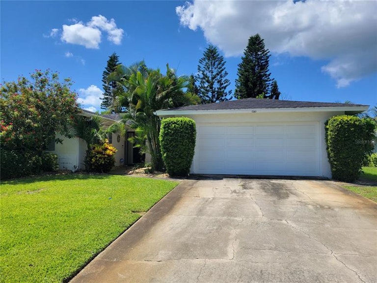 Photo 2 of 4 - 7207 16th Avenue Dr W, Bradenton, FL 34209