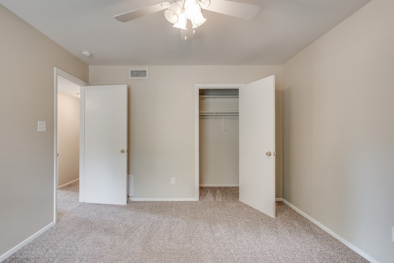 Photo 12 of 21 - 214 E 4th St, Anna, TX 75409