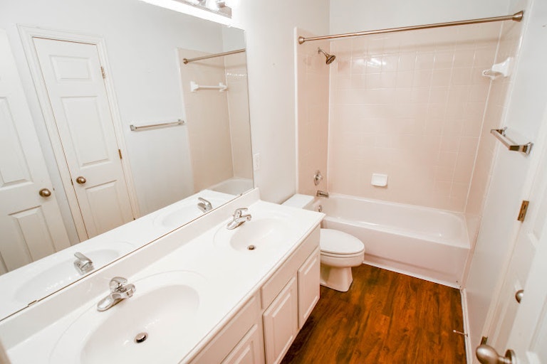 Photo 19 of 25 - 3209 Bloomfield Trl, Mansfield, TX 76063
