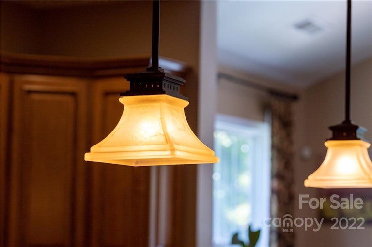 Photo 14 of 32 - 7808 Whisperingwood Dr, Harrisburg, NC 28075