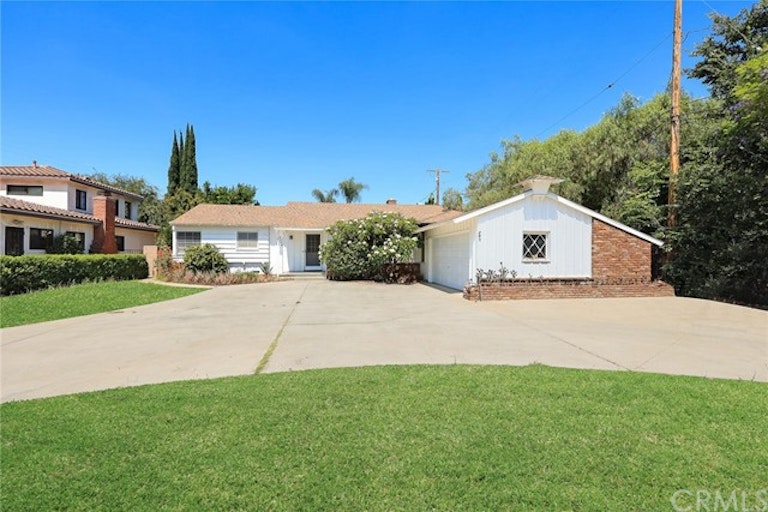 Photo 3 of 52 - 6565 N Vista St, San Gabriel, CA 91775