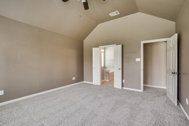 Photo 15 of 31 - 2441 Deerwood Dr, Little Elm, TX 75068