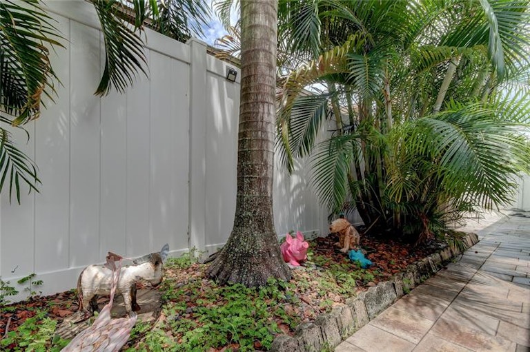 Photo 87 of 99 - 206 Timberview Dr, Safety Harbor, FL 34695