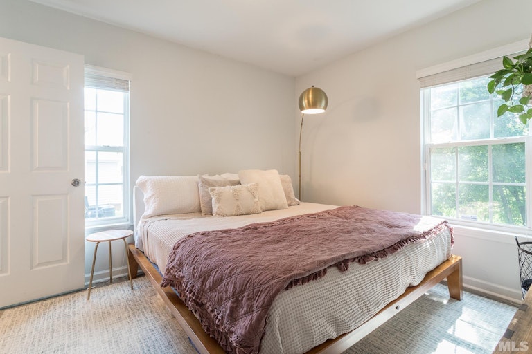 Photo 19 of 25 - 114 N Blacknall St, Durham, NC 27703