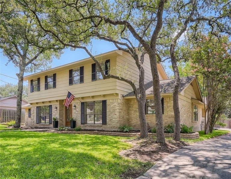 Photo 1 of 28 - 9903 Marseilles Dr, Austin, TX 78750