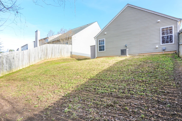 Photo 5 of 26 - 3228 Marcony Way, Raleigh, NC 27610