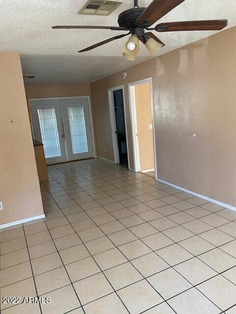 Photo 3 of 7 - 7005 W Roosevelt St, Phoenix, AZ 85043