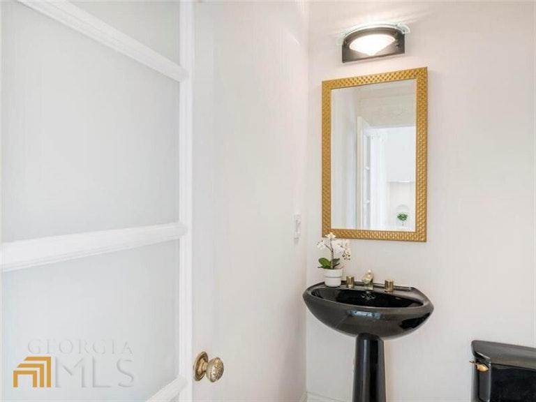 Photo 26 of 65 - 815 Dockbridge Way, Alpharetta, GA 30004
