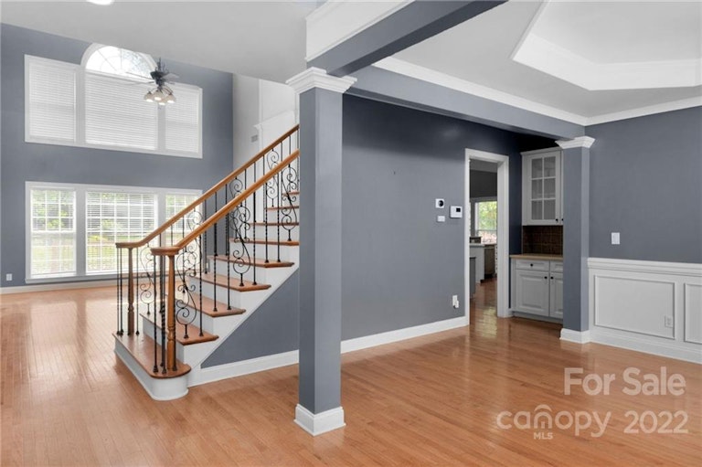 Photo 11 of 48 - 5418 Shoal Brook Ct, Charlotte, NC 28277