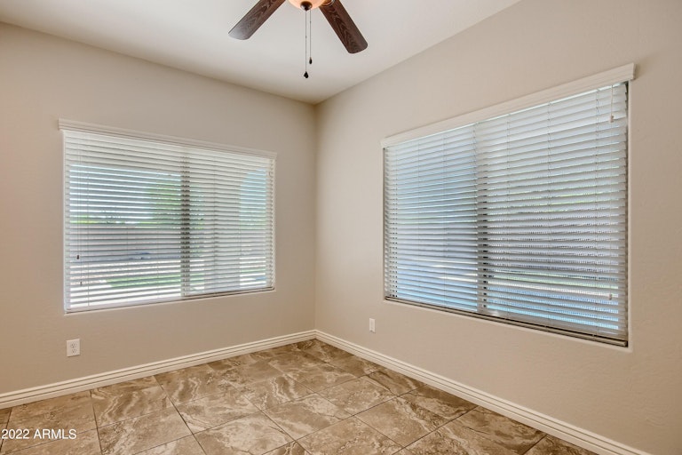 Photo 12 of 28 - 2773 E Runaway Bay Pl, Gilbert, AZ 85298