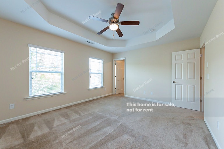 Photo 18 of 25 - 1024 Ileagnes Rd, Raleigh, NC 27603