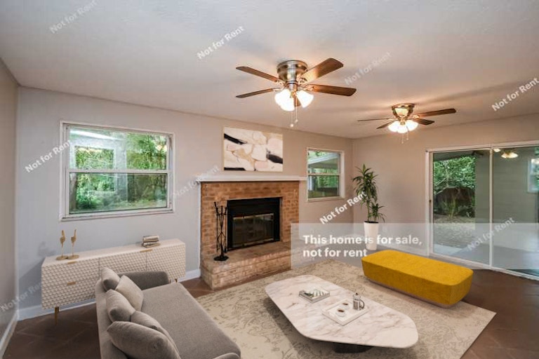 Photo 2 of 27 - 8858 Atter Ln, Jacksonville, FL 32216
