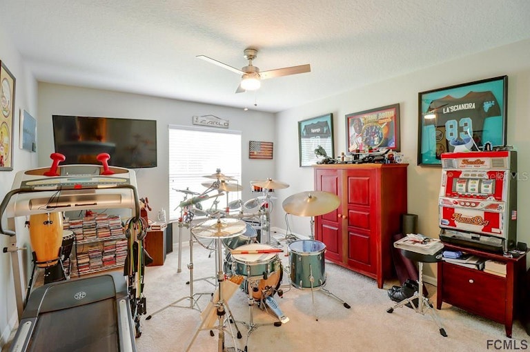 Photo 14 of 40 - 39 Rickenbacker Dr, Palm Coast, FL 32164