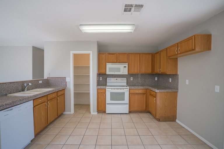 Photo 2 of 26 - 11819 W Ester Dr, El Mirage, AZ 85335