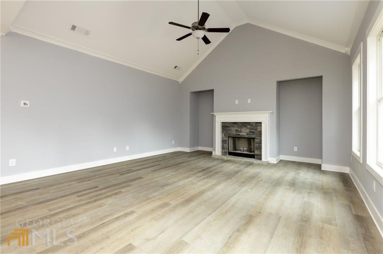 Photo 4 of 28 - 5504 Lakeview Pkwy, Villa Rica, GA 30180