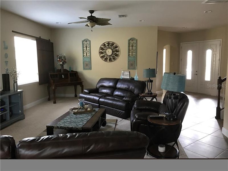Photo 13 of 25 - 6918 Silver Sage Cir, Tampa, FL 33634