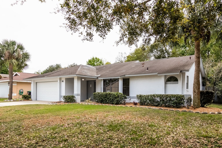 Photo 22 of 24 - 8027 Wellsmere Cir, Orlando, NC 32835